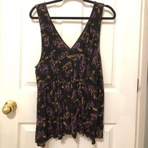Black & Purple Floral Tank Top from AE Sz XL